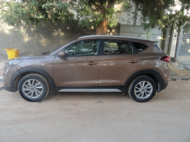 السلام عليكم

هيونداي توكسان 2017 للبيع

رقمهه بغداد الجديد

ثلاثانضمه اقتصادي و عادي و رياضي

محرك 2000gdi اني ادير بانزين عادي بدون ادفانس

كير مكينه مكفولات 

منضومه تبريد جديده

كرسي الساءق كهرباء وشاشه وكامره وحساسات خلفيه

الحادث موضح بلصور ولبيع شرط الفحص

السعر 140ورقه وبيهه مجال بسيط 

للاستفسار ***********

خاص مامتواجد
