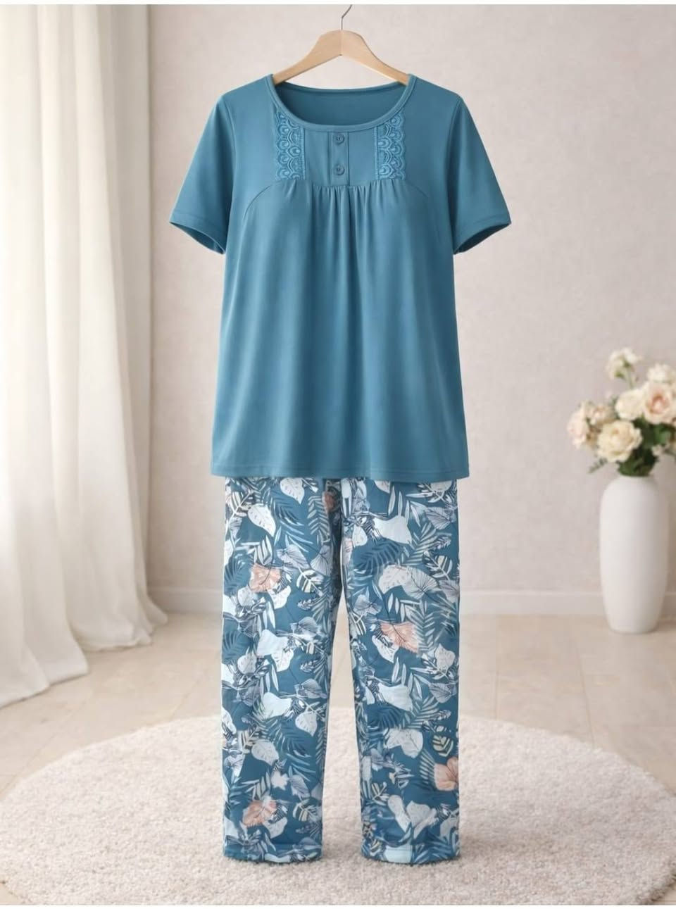 الجديد 🔥
تراك نسائي موديل راقي ومريح 👗
ستايل يجنن ويناسب المنزل  💕

📏 متوفر من قياس L XL XXL XXXL 
🎨 ألوان حلوة وثابتة
🧵 قماش مريح قطني زبده

🎉 ولفترة محدودة فقط أسبوع واحد
خصم 20% 🔥🔥

لا تفوتين الفرصة ✨
الحجز  عالخاص
***********
