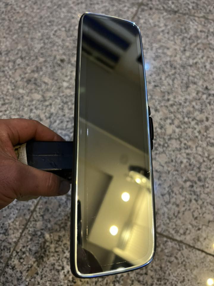 مرايه داخليه جيب سومت موديل 24 ام كامره كامله هيه والقاعده والحساس للبيع. ***********
