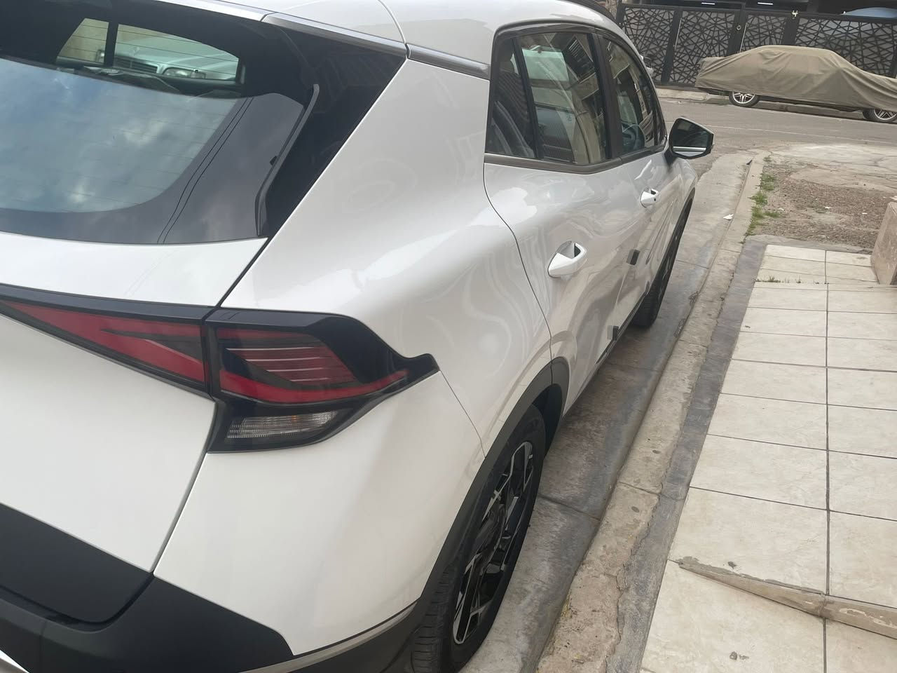 خليجي
ماشيه 21
رقم بغداد
فول موصفات 1/1
مكفوله كفاله عامه
السعر 238$ وبيه مجال بصيط
بغداد الاعظميه
للتواصل ***********
