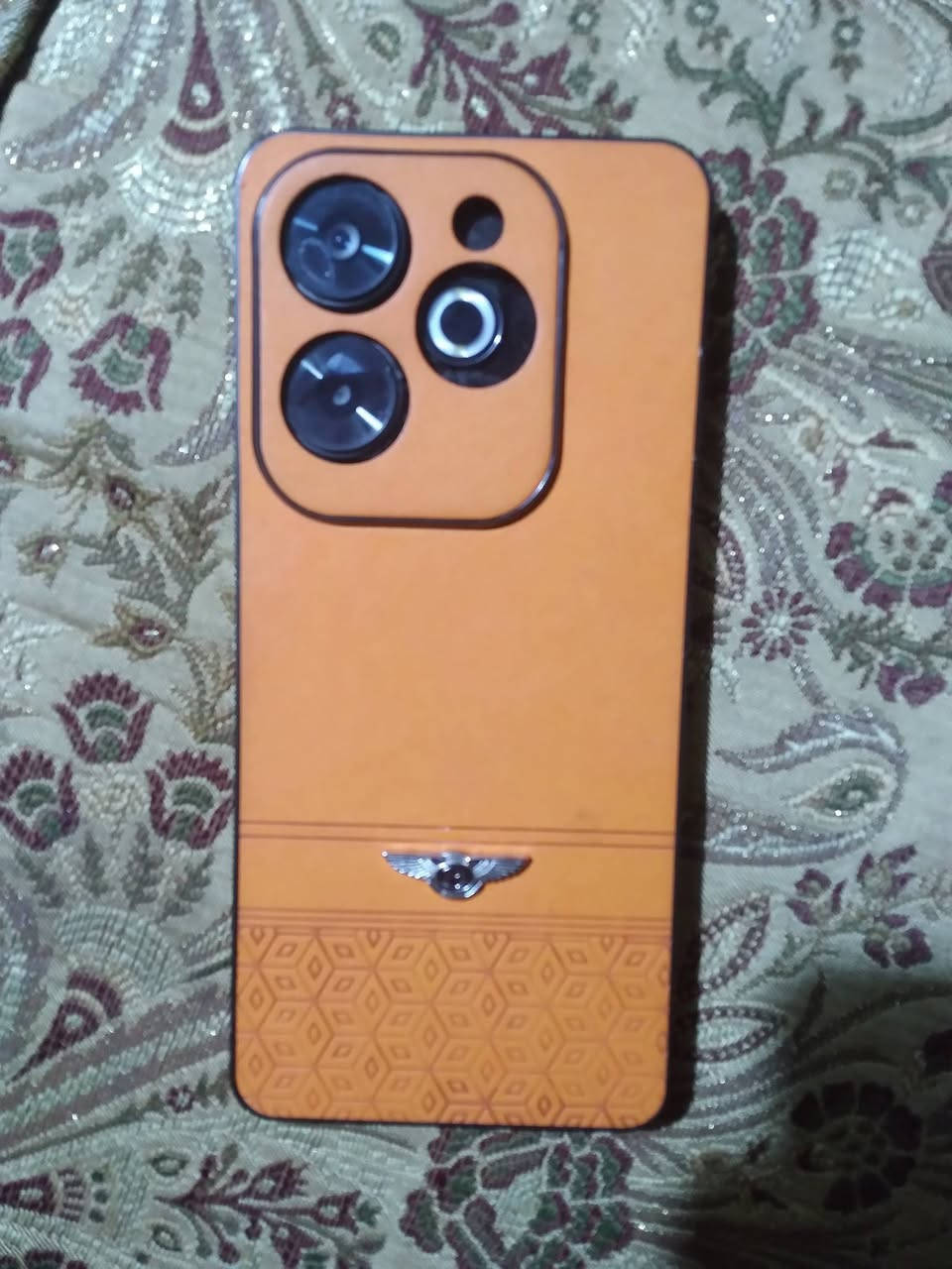 السلام عليكم بوكو M6 جهاز نضيف مابي اي مشكله ذاكره 256 مكان ديوانيه حي الفرات مراوس مراوس مراوس ***********  واتساب
