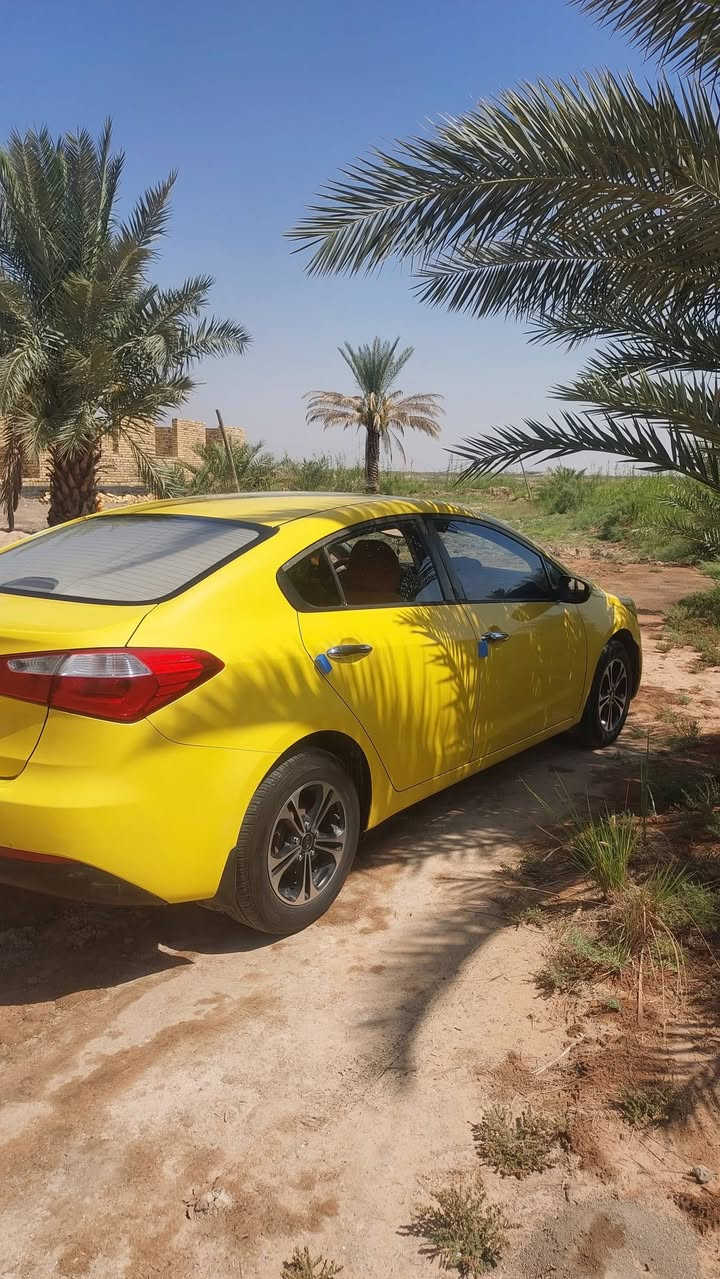 يالله
السلام عليكم سيراتو خليجي ١٦ 
للبيع كفاله ماعده   
بونيد مبدل بدون شاصي ولغد 
مكينه 1600 
تخم جديد 
صدر امامي خلفي 
مكينه كير خير من الله 
منظومه تبريد جديده 
امصفره هيه وغرامات سنويه جديد 
 
مكان السياره سماوه
السعر والاستفسار 
انتصل على ***********
