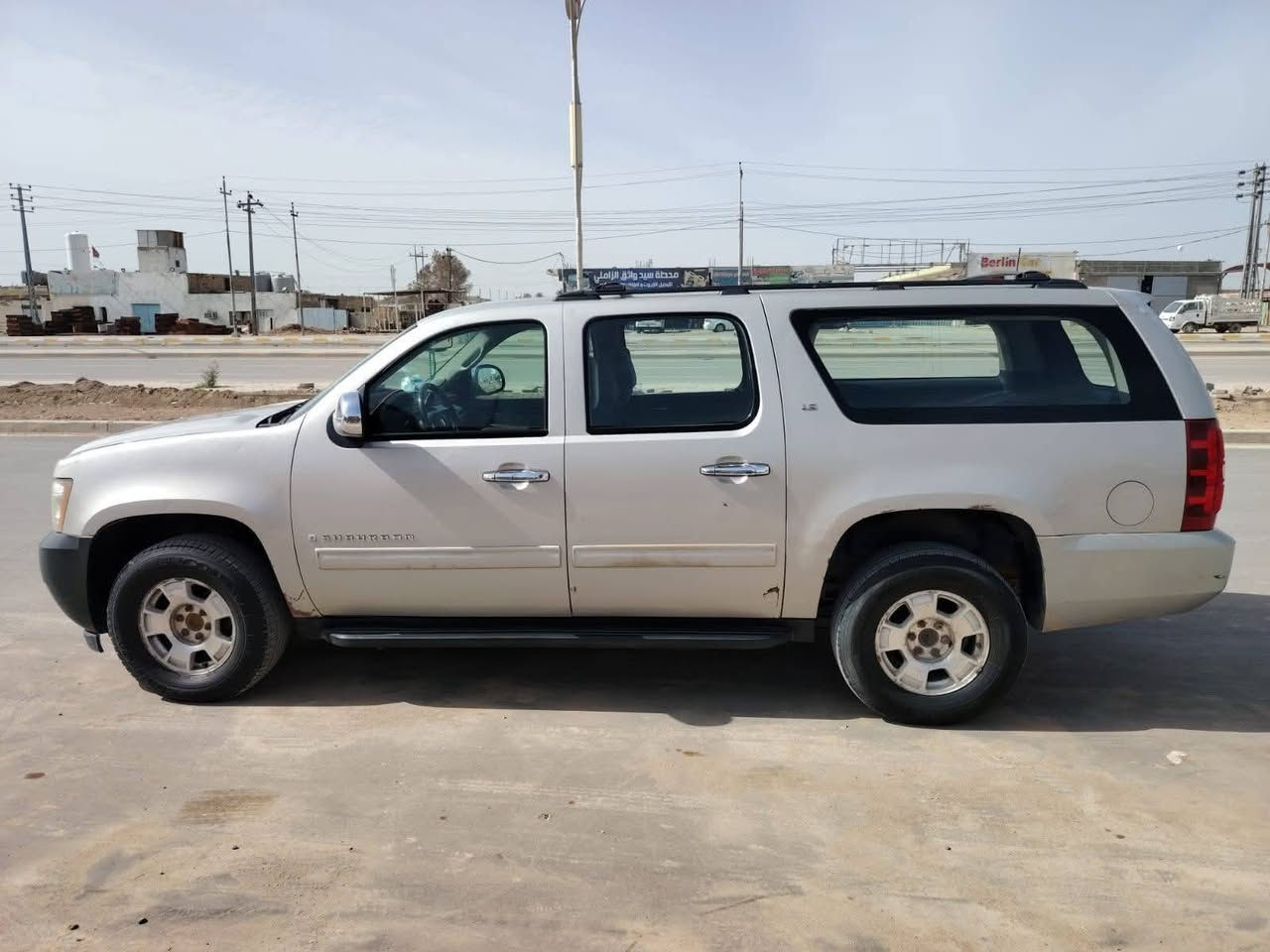 السلام عليكم سوبربان شوفر موديل 2009لون شمباني أربيل السيارة مكفولة من الضربة والصبغ مكينة وگير شرط خطها ديوانية بغداد السعر 140وبيها مجال مكاني ديوانية بغداد, للأستفسار الإتصال على الرقم ***********
