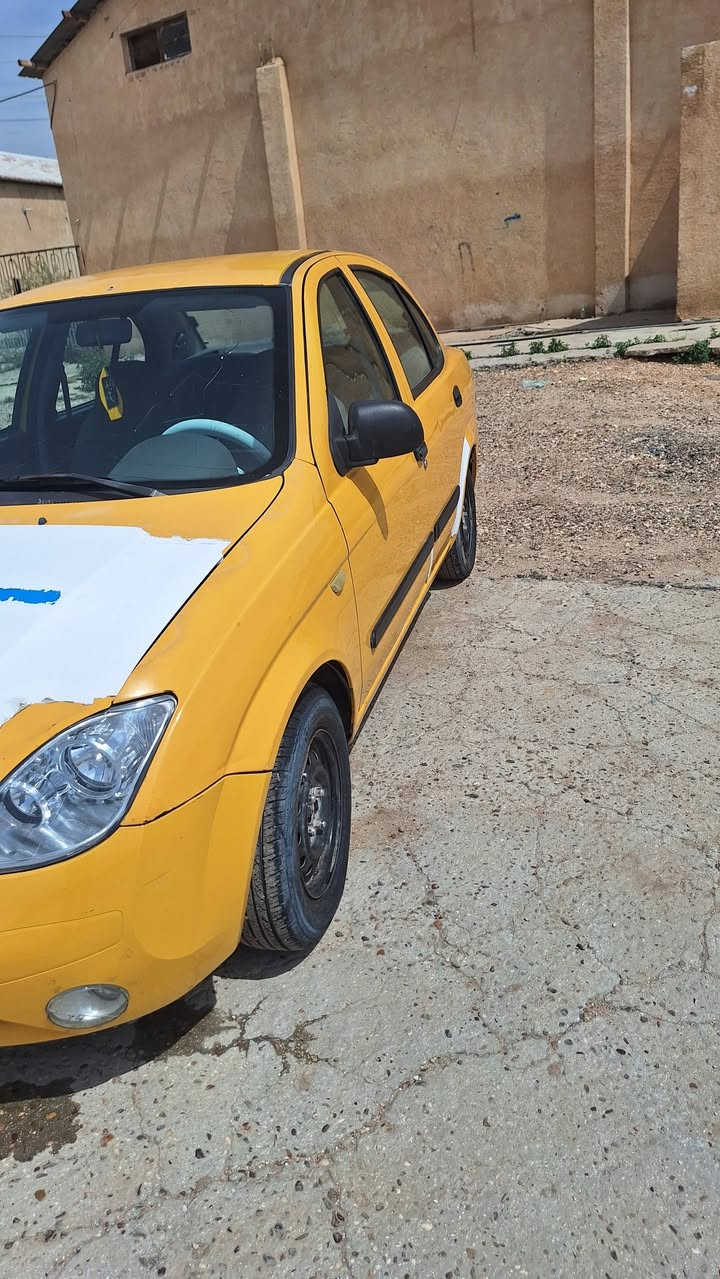 سلام عليكم اخوان سياره طيبه للبيع 2015 سياره نضيفه وجاهزه مصفره هيه وغرامات سنويته ل 27 سياره نضيفه من كير و محرك حداديه وصدر امامي و خلفي تبريد شغال بس نقص غاز كهربائياته شغاله سياره نضيفه و جهازه المكان كربلاء طوريج السعر 35 وبيه مجال استفسار رقم ***********
