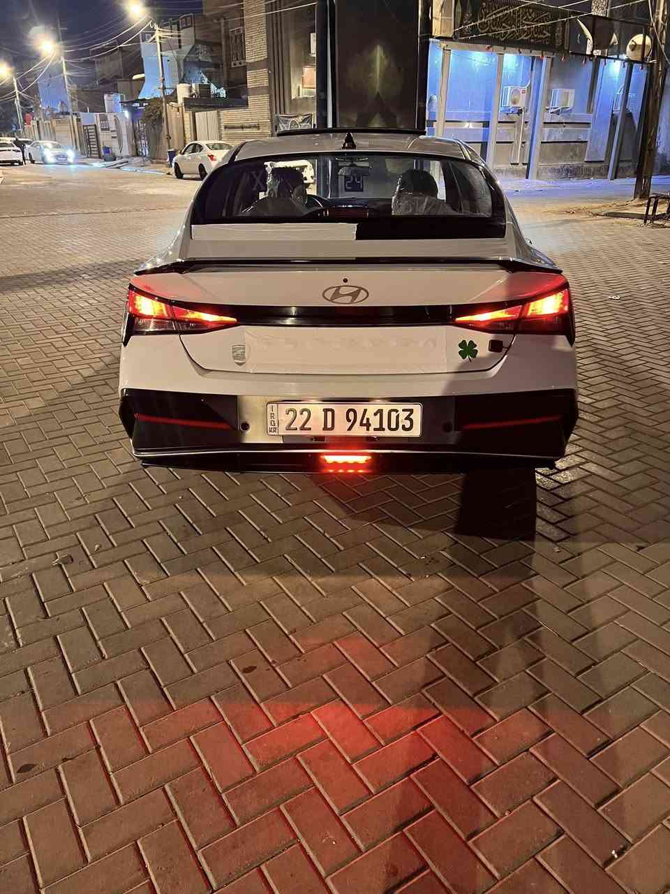 النتره تجميع صيني مديل 24.  سعر 138 السياره بارد بلبنيد فقط وطاك ايرباك دشبول السياره جديده وكفاله عامه فقط نطخ البنيد وطك ايرباك دشبول  كفاله لا صبغ ولا تبدل كله بلاديه مكينه كير حداده سياره جاهزه ماشيه 29 الف مكاني بصره ***********
