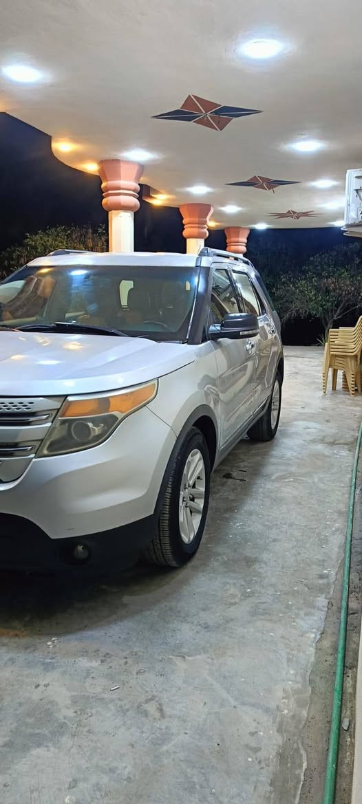 السلام عليكم
فورد اكسبلور موديل ١٤ وارد امريكي للاستفسار الاتصال على الرقم ***********
