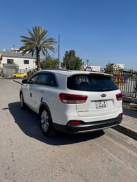 بسم الله الرحمن الرحيم سيارة سورنتو ٢٠١٦  فول خليجي  ٦ سلندر  رقم بغدا...