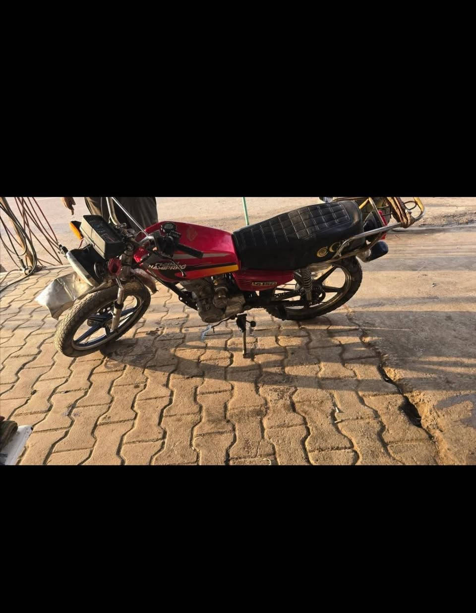 موطور صيني سلف للبيع السعر ٢٥٠ ***********
