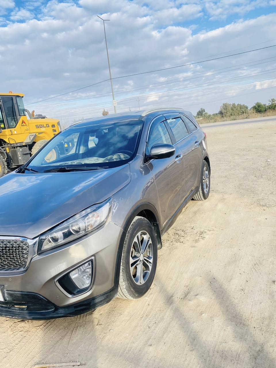 السلام عليكم
سورنتو 2016. امريكي 
6 سرندر 7 راكب السياره  رقم بغداد مصبوغه علم (مجفيه )كير مكينه حداديه  كفاله  السيار ليبل واحد. السعر 137 عجبك السعر. وقريت التفاصيل اتصل ماعجبتك جنك ماشفتها  السعر نهائي.  المكان الرفاعي 
***********
