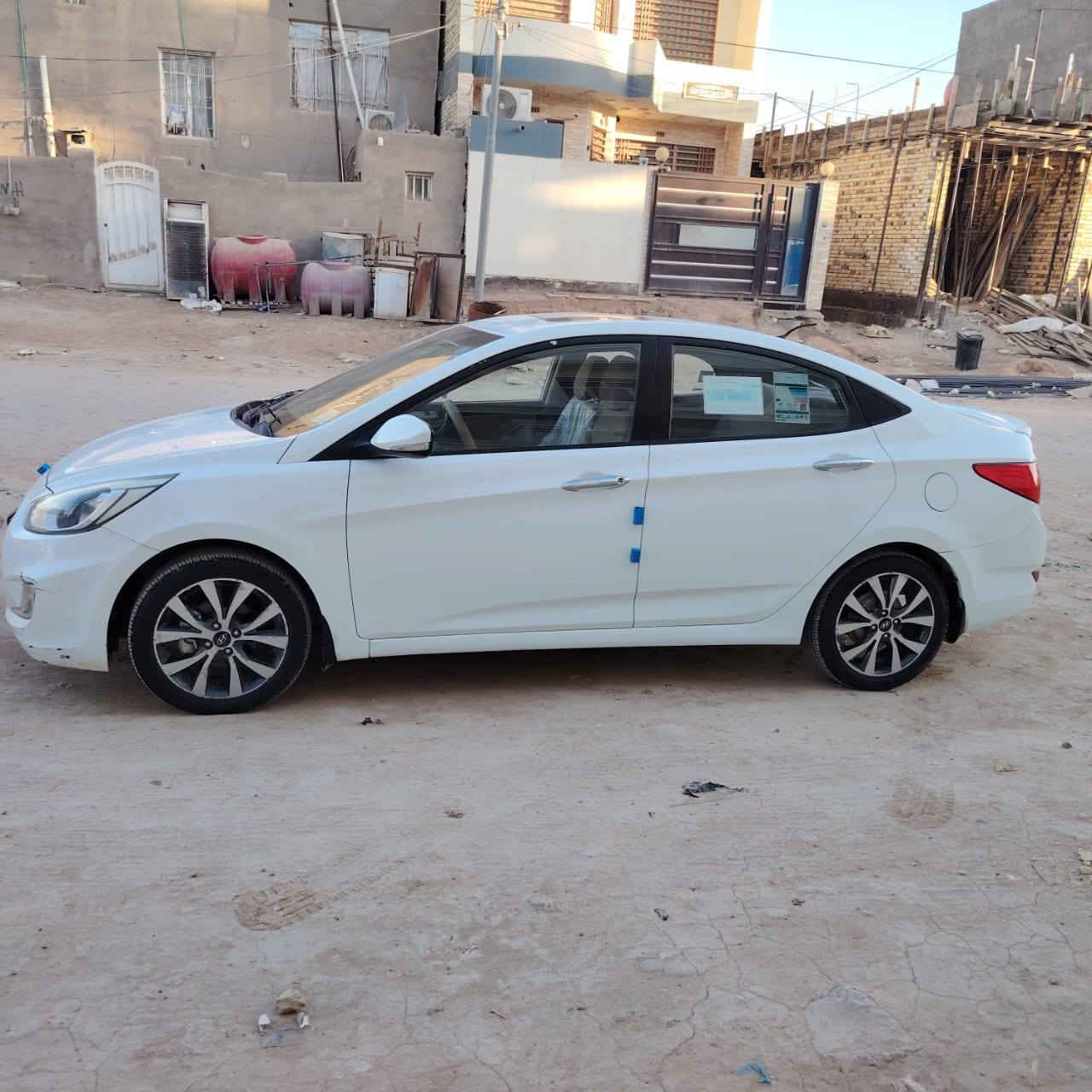 اكسنت 2016 خليجي  كفالة عامة
محرك 1600

فول مواصفات فحتة تحكمات ستيرن 

داخل بيجي 

مكاني ديوانية

اتصال او وتساب فقط /***********
