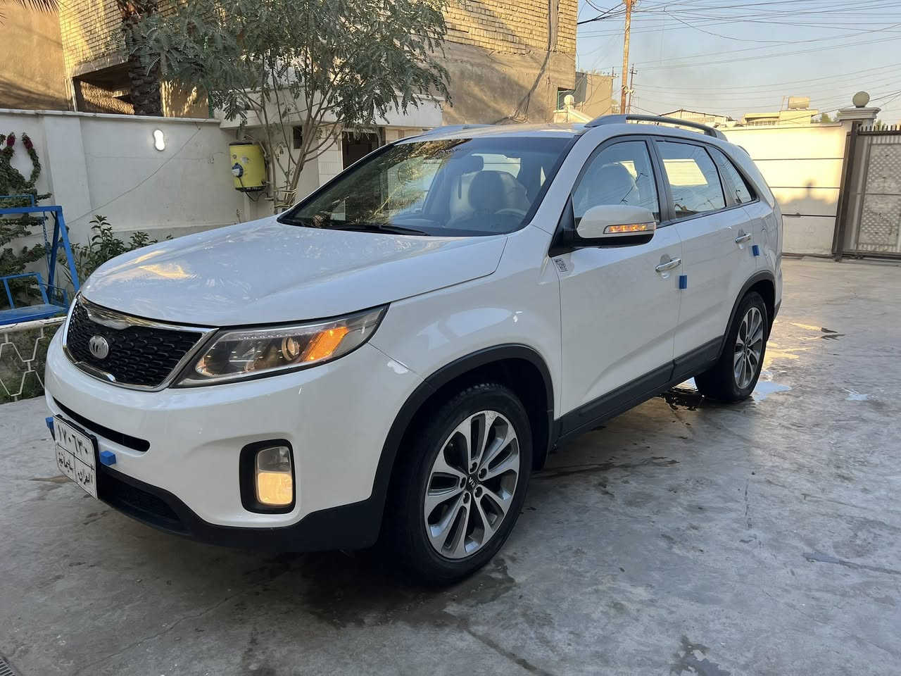 سورنتو ٢٠١٤ خليجي مكفول من صبغ والضربه والتبديل موصفات نص فول ٤ سندر ٧ راكب ٣ قطع تبريد شاره مري  تحكم ستيران رقم شماليه تريد تحويل تريد وكاله سعره ١٥٣ وبيه مجال بصيط مكان بغداد حي نصر التواصل ***********
