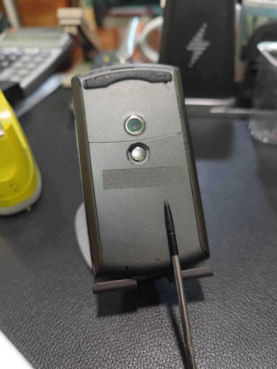 موبايل نظام وندوز بالكامل 
***********
***********
