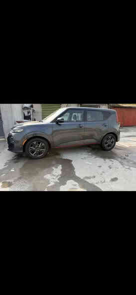 كيا صول SOUL
سياره فول مواصفاتً.   1/1.  (SPORT).   S
موديل 2021 
سياره جاهزه وكامله من كلشي 
ماشيه 73
مكينه 2000 دوش 
حادثها شخطه جاملغ خلفي وباب 
بدون دواخل سياره جديده 
رقم أربيل 
عنوانها بغداد حي العامل 
***********.    !!! 
السعر 144.
