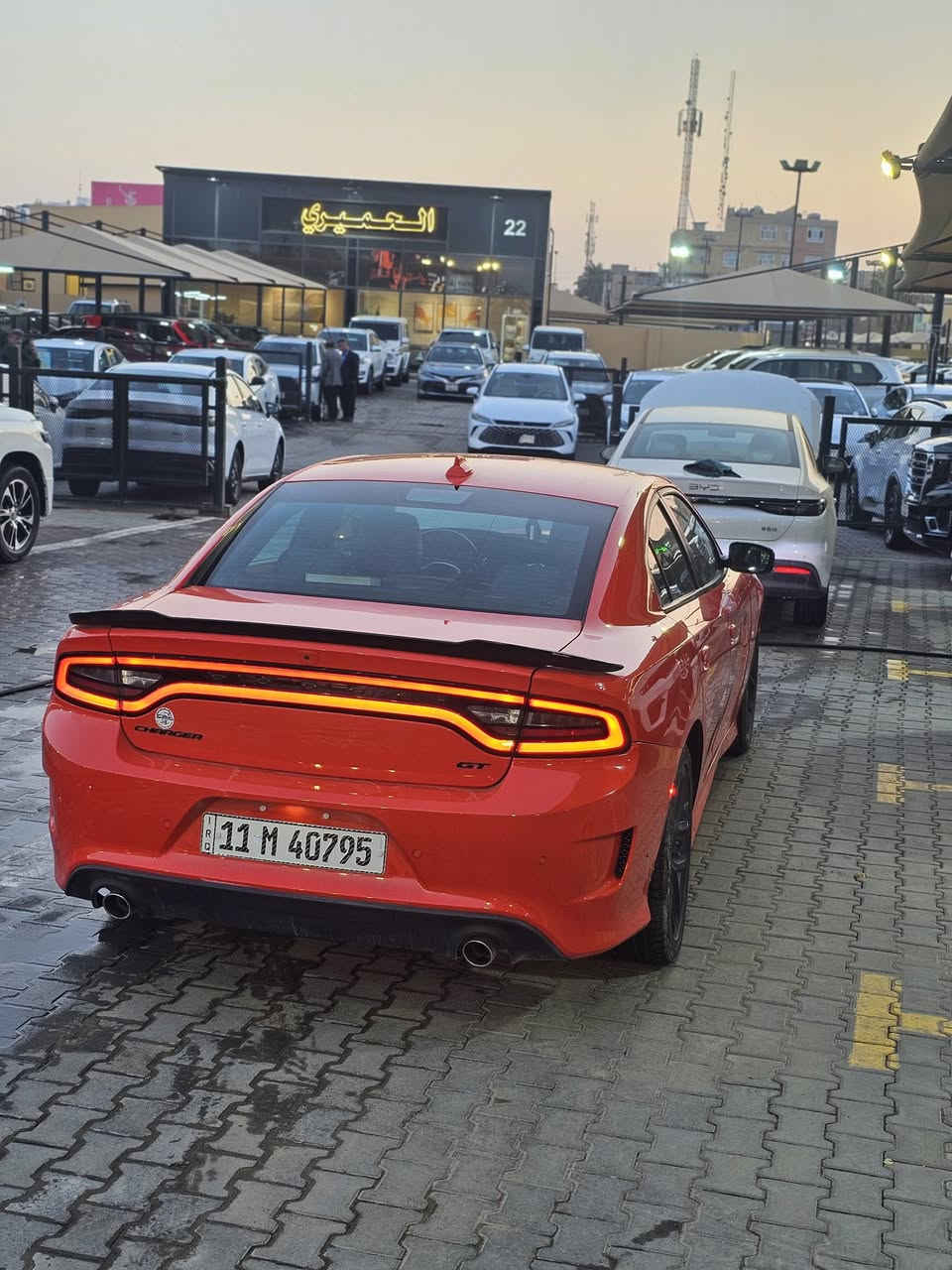 چارچر موديل 2022 gt
مرقم بغداد 
ماشي 34الف 
 فول مواصفات عدا الفتحة 
بيها بارد ب الباب الخلف السائق 
لتفاصيل اكثر اتصل 
***********
