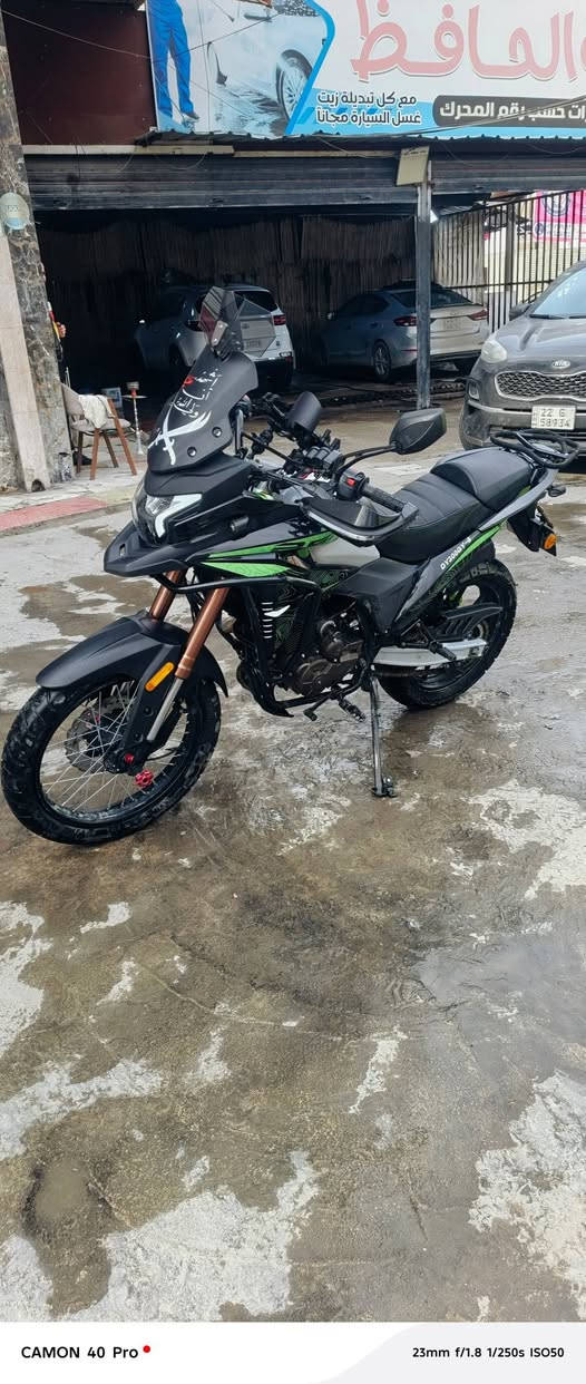 سلام عليكم دراجه دافنچر 2025 محرك 300 دراجه مكفوله كفاله عامه تحويل ثاني يوم ماشيه 9الف تاير خلفي بطحه وتاير امامي مشلنن سنجيل بطحه درجه كلش نضيفه شوفت عينك ***********
