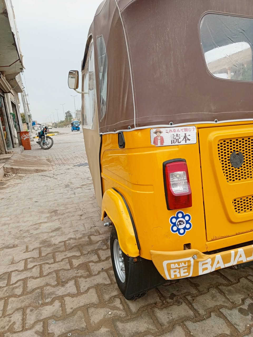 سلام عليكم تكتك مديل 2021بشهر 11 رقم وسنويه لوحاته طالعات بلبيت تكتك مكفوله مبدل بيه بوش وبستم  شركه دبلات جديد لوي جديد عنبار جديد دوشمه جديد جادر جديد تخم تاير جديد سعر 7 ملاين 800 وبيه مجال لشرايه بخير ويددل دراجه مال جنايه اي نقص مابيه رقم ***********)(***********
