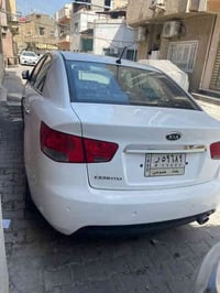 سيراتو 2013 فول مواصفات(بصمة ،حساسات،مري جانبيه  اوتو ،فتحة )كلين مكفو...