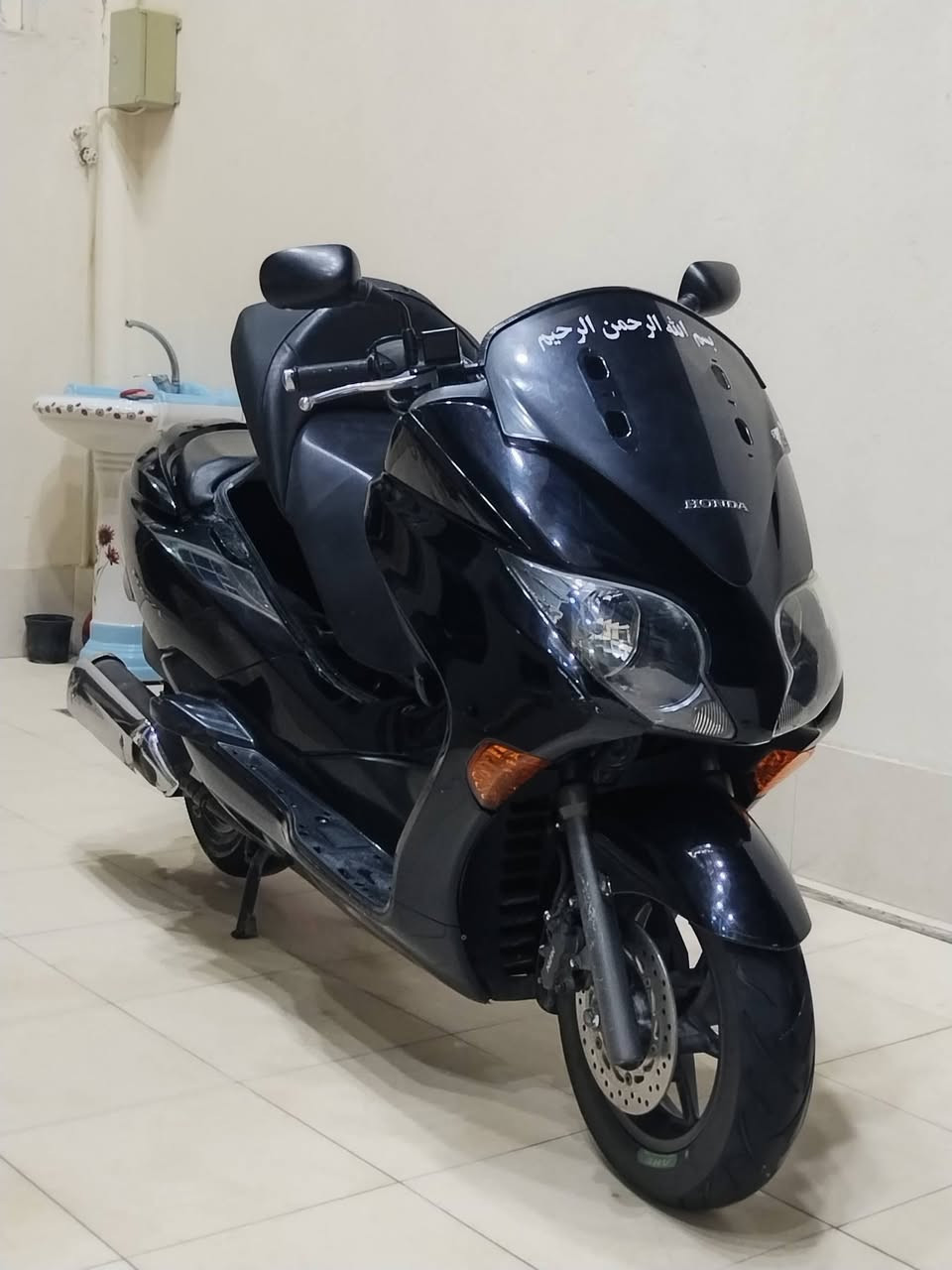 للبيع 010 المكينه مجفته جديده وشغاله نكره سلف نقصها فيت بم و شخاطه سلف فقط
اما البقيه كله تمام واحد على واحد السعر واحد ونص وبيها شي قليل والسوك كلشي بي
مكاني النجف متواجد على فيس وعلى واتساب *********** وبخدمتكم
