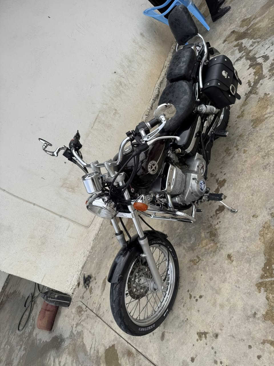 سلام عليكم رايبل كلاسك للبيع دراجه رمبه جديده ومناقصه شي مكينه 250 مسكر مكفوله دراجه كله مكفوبه للاستفسار ***********
