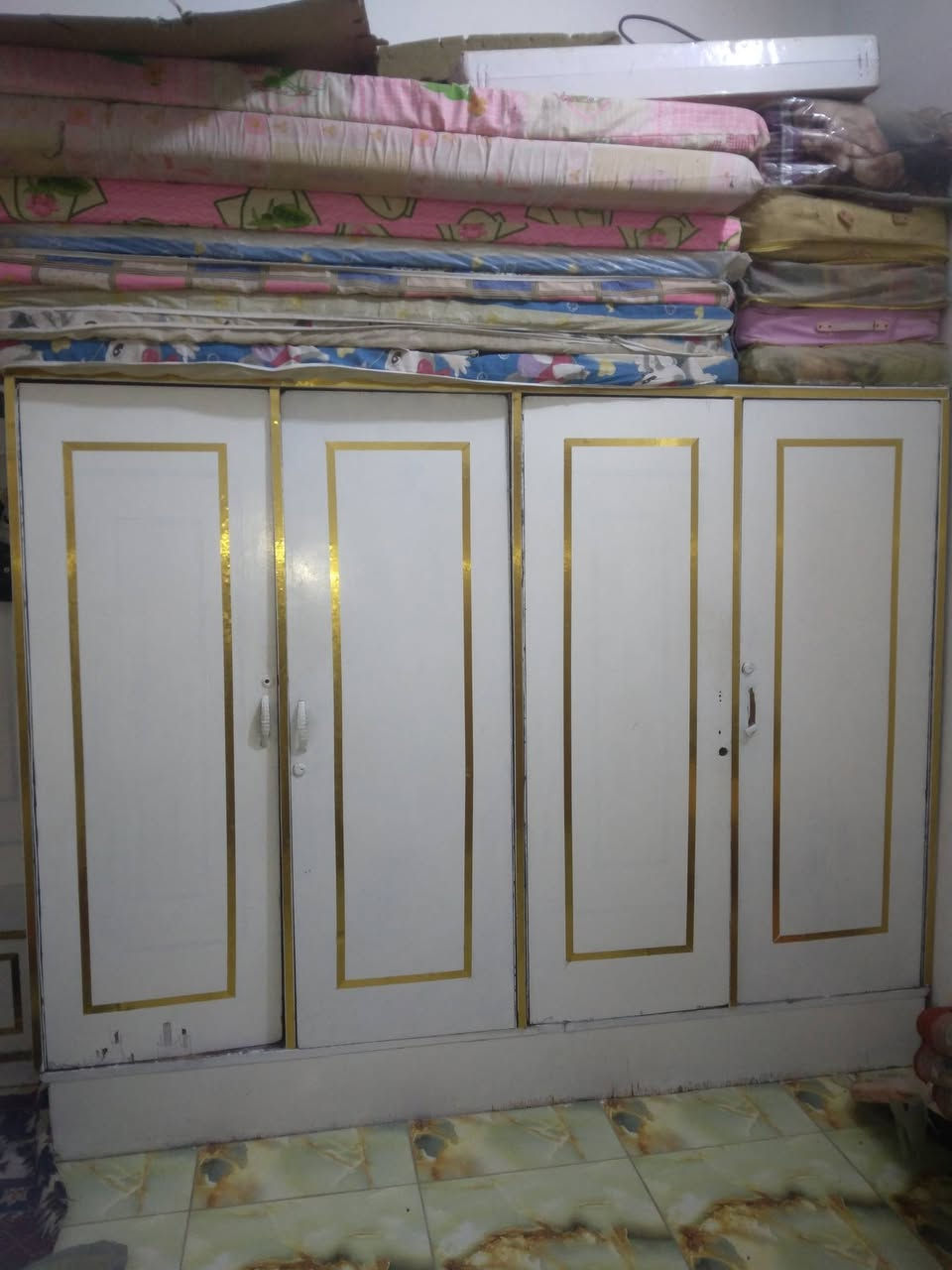 كنتور مع ملحقات غرفه خشب عراقي السعر٨٥وبيه مجال


**إذا كنت صاحب هذا الإعلان وتريد حذفه لأي سبب، رجاءا أرسل رسالة إلى الدعم الفني**