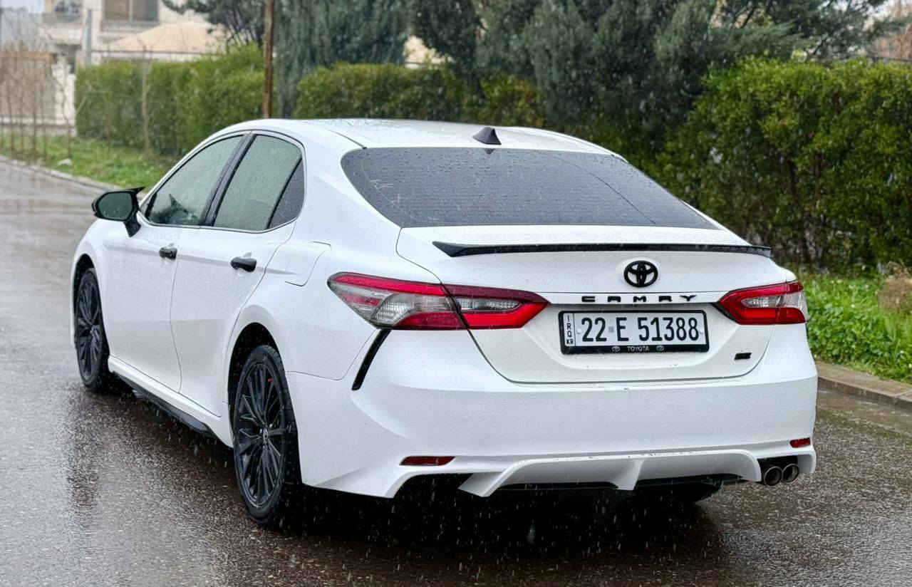 تويوتا كامري موديل 2018 SE داخل كلين 
***********__***********
سيارة اهنا واحد جاملغ خلفي صبغ 
بدون ايرباك بجم كبس
السعر :  183  $  ورقة بيها مجال
داخل لون بيجي كشنات
ماشية 82000 ميل
مواصفات  SE امريكي 
كشن جلد و رادار وكشن كهربائي و  شاشة و كاميرا و حساس فوليوم و بلاجكتور ولايت زينون وتحديد سرعةو بلاجكتورو Eco
‎
‎مكان  داخل  اربيل
————————————
كامري موديل 2018 SE به كلين هاتووه 
يه ك جاملغي دواوه ليره بؤته بؤياغ 
نرخي :  183  $  وه ره قه يه
82000 ميل رويشتووه 
ناو كوشني ره نگي كريميه 
مواصفات  SE ئه مريكي   
كوشين جلدو رادارو كوشن كاره باي  ولايت زينون و شاشة و كاميرا و حساس فوليوم 
تحديد سرعة وEcoو بلاجكتورو
 شوينم ناو هەولير
***********__*********** أربيل, العراق
