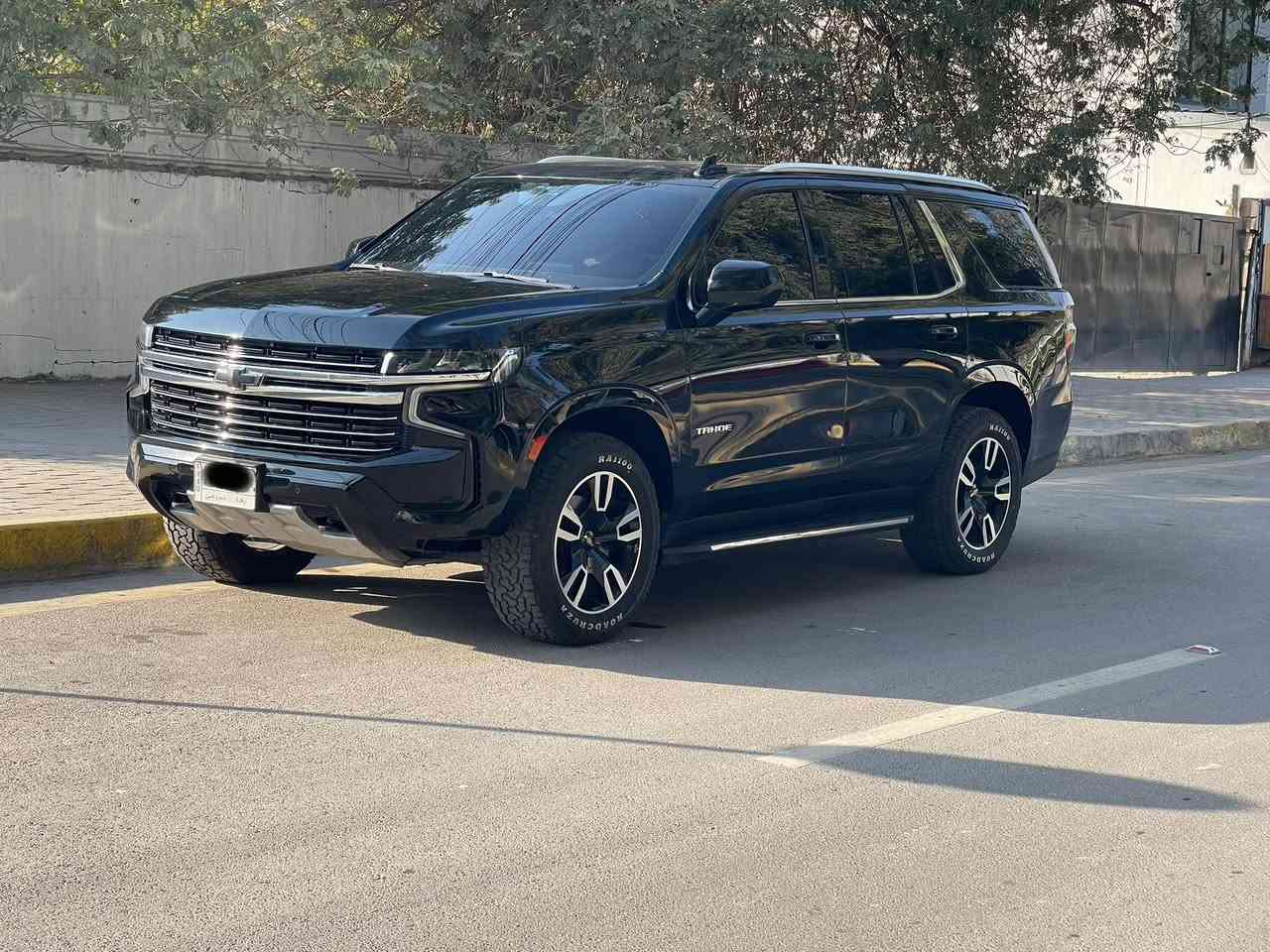 🔷 سلام عليكم تاهو LT 2021 
🔷 خليجي وكالة المنصور
🔷 السيارة ماشية 81.000 
🔷مواصفات كثيرة عدا فتحة القمارة
🔷 حساسات امامي خلفي   
🔷 كشن كهربائي
🔷 كامرة خلفية
🔷 مثبت سرعة
🔷 مرايا كهرباء 
🔷 نقطة عمياء 
🔷 مصابيح لد
🔷 رادار 
🔷 السيارة بدون صبغ عدا شبر من الجاملغ الامامي عكس السايق مع هلال الجاملغ الخلفي عكس السايق 
🔷 وباقي المواصفات المعروفة  
🔷 السعر 40.000$  وبي مجال 
🔷 عنوان السيارة بغداد 
🔷 للاستفسار : ***********
