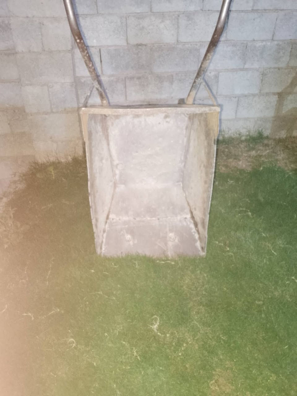 عربانة للبيع اتصال ***********
