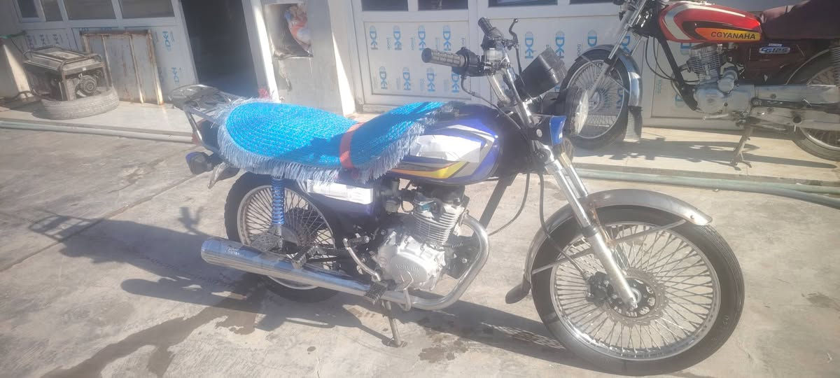 السلام علیکم دراجه اللبيع.  سولنك مديل 22. او مراوس   بريضي  نضفه فول شوفت عينك ما مفتوح. مكان خانقين  رقم او خاص ***********
