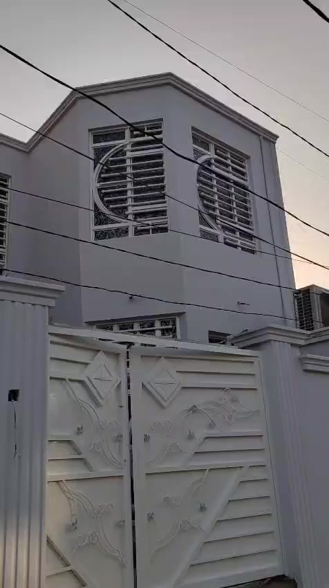 علي صباغ ***********
