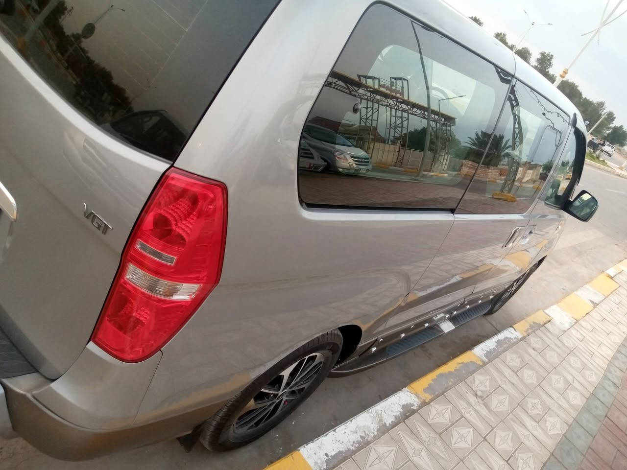 خصوصي.  للبيع 18دبلو  باسمي بغداد.  السعر 275 متواجد.  فيس وات ساب   تلفوني  ***********.  شرط اخت الزيرو. كفاله عامه
