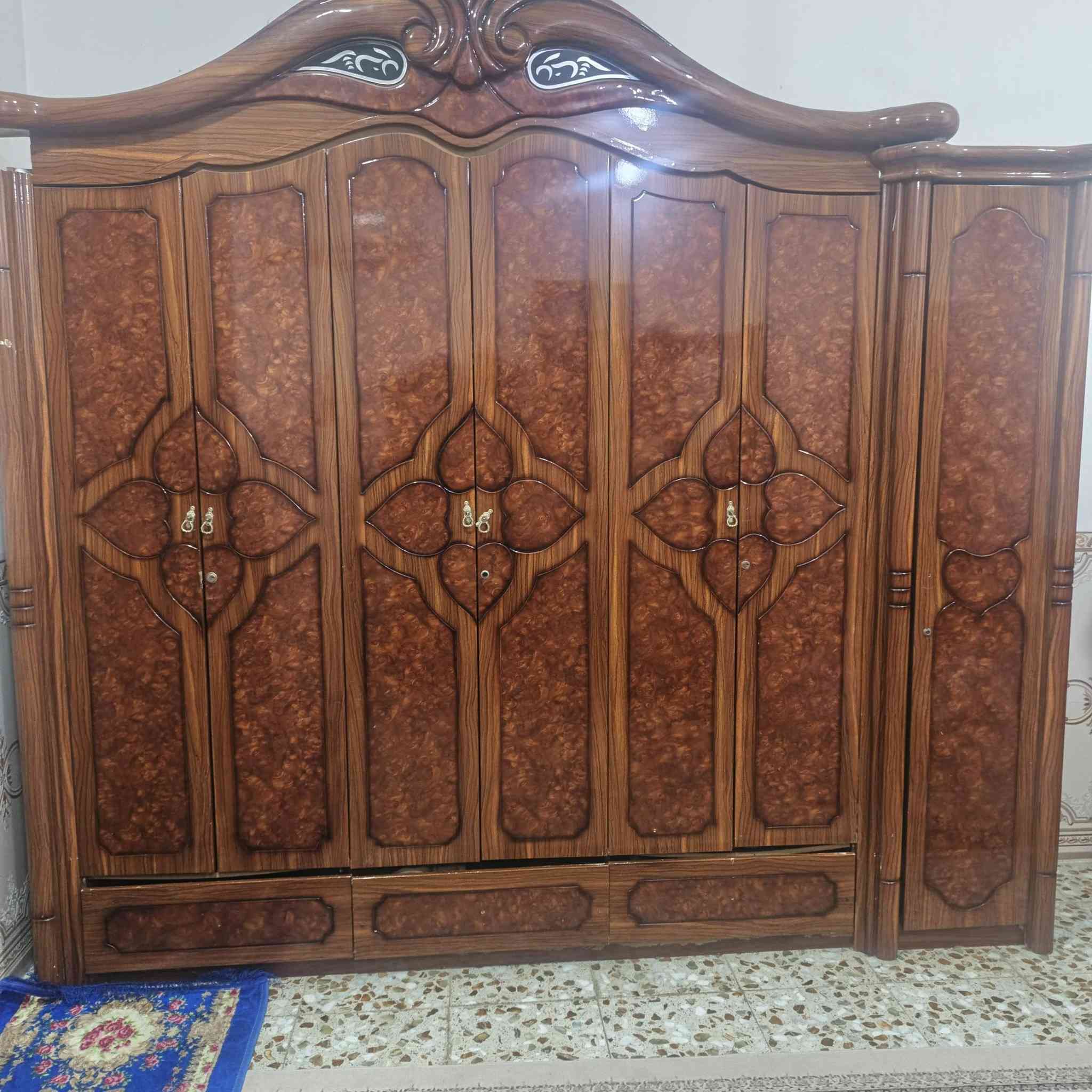 سلام عليكم إخوان كنتور ماليزي مستعمل للبيع اليحب السعر خاص أو الاتصال  *********** وإني ابخدمة الشراي
