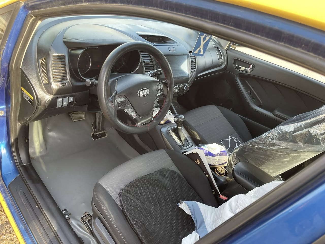 لام عليكم كيا فورتي موديل ٢٠١٤حادث بنيد وجاملغ مبدل حدادية جديد مكان سيارة بغداد كمالية السعر 87وبية مجال رقمي ‭٠٧٧٠ ٧٢٣ ١٠٧٨‬
