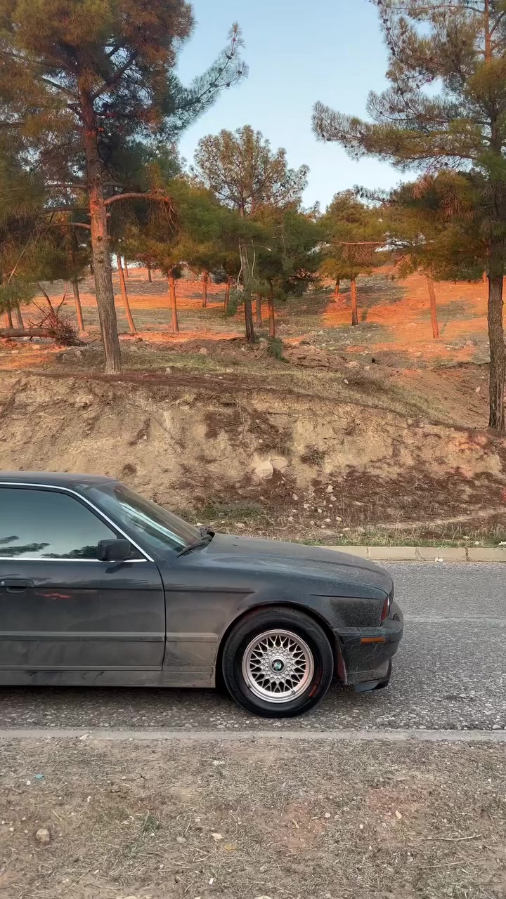 بوفروشتن
موديل 1991رةقةمو سةنةوي نوية بةناوي خومة هةزةي نوية 520 گيرعادي حيزام نية بةحيزام دةفروشم ليدراني چي كةمي هةية لاي سةكني فقد گيرو مةچينةي خاوينن هةموي بةشةرت سعري 56 مجال شوين ئاكري ***********
