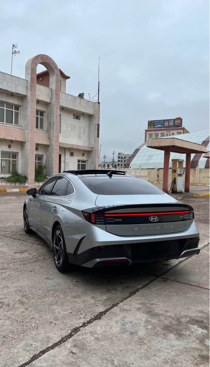 🔴سوناتا موديل 2024 🔴
🔥205 $🔥
مكينة 2.500 طيااررره بانوراما ع طول السقف لون اسود 

‏HYUNDAI SONATA SEL 2024

🔴. حادثها السياره فقط جاملغ امامي سكن بدون دواخل 

🔴ايرباكا فقط ستيرن 

🔴ماشيه 30 كم بريحة الوكالة 
سيارررة حيلللل جديده  اني مستورده على ايدي 
مكينة 2.500 طيااررره 🚀🚀

مواصفات راح اذكرهن ولو ميحتاج لين هيه فول الفول 

بانوراما ع طول السقف 
بصمة دخول ذكي 
انارة داخليه محيطيه 
شاشة ع طول الدشبول 
تحكم ستيرن 
رادار امامي معا تحديد مسافة سيارة كدامك 

رادار خلفي 
رادار جانبي 
اوتو ستوب خلفي 
اوتو ستوب امامي 
شفتات ستيرن 
كشنات كهرباء وفول ايرباك 
كشنات تدفئه 
كير تعليك 
شحن لاسلكي 
حساس فتح جنطة الخلفية 
سماعات 🔊 
تشغيل عن بعد 
نظام خروج عن المسار 
نظام قيادة ذاتيه 
تبريد منفصل قطعتين امامي 
جامات اوتو 
نظام اوتو هولد مال ازدحامات 
هندبريك بصمة 
انظمة قياده سبورت ونورمات وكمفورت  وايكو 
كاربلي يدعم كافة الانظمة الهاتف 
دبل كزوز 
كامرة خلفية دوارة
اشارة بجاملغ LED 
دشبول كاربون فايبر 
كشنات ودشبول وبيبان لون سموك جلد وكنتارة 
ويلكب حجم 19انج
تايرات بلادية عليها 
بجم زنون 
لد ع طول البجم 
لايتات اوتو 
مري قلاب معا البك 
نقط عمياء 
مراية داخليه تعتيم تلقائي 
شاشة تبريد تحكم كله لمس 
🔴مكانها عقره 
🔴السعر 205 $
🔴رقم الهاتف :  [ [***********] ]
..
.
.
.
.
.
‏#car #qcar #العراق #بغداد #سيارات #سوناتا #هونداي #رام #سبورت #تيوتا اكر, نينوى
