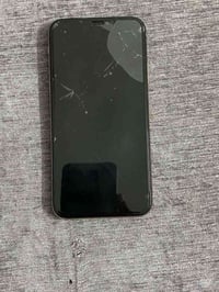 ايفون XS ٢٥٦ • شاشه مكسوره • بعقوبه فلكه الامين