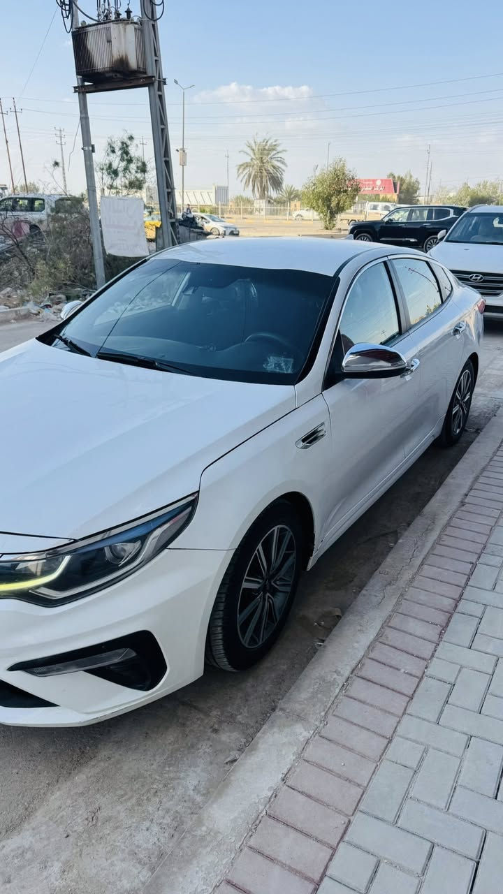 السلام عليكم كيا اوبتما وارد امريكي صور الحادث بلخاص بيها جاملغ مبدل وبنيد مصلح نفسة موديل 2019 السيارة نضيفة حيل وترايها يخبل ولا كلوب مشتغل بيها مكانها الديوانية بيع فقط سعرها 134 ورقة وبيها مجال ***********
