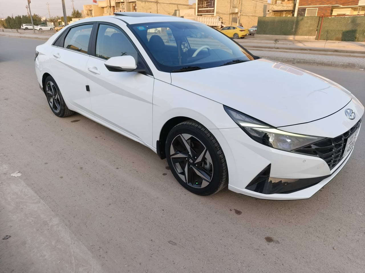 الله هم صلي على محمد 
السلام عليكم 
النترا 2022 خليجي لبيع
محرك 2000
السياره وضع الشركه ماعده طخه بسيطه جدا من الخلف مثل ما موضح بالسونار
موصفات السياره 
فتحه 
وبصه 
ومري شفط
لد امامي ولد خلفي
ويل كب 
موصفات الخليجي معروفه  
السعر 175 وبيها مجال لطيبين
مكاني البياع تقاطع درويش 
رقمي ***********
