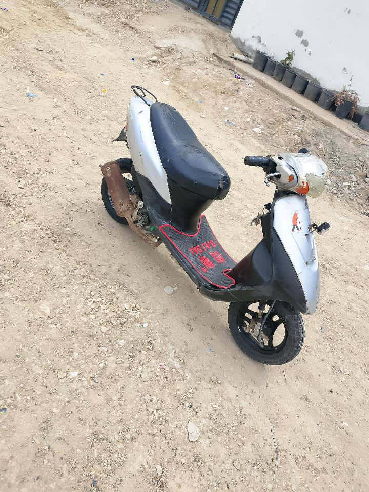 السلام عليكم شباب 🌹🔥
سوزوكي خفاش للبيع 🚲💨
الدراجه نضيفه ومرتبه ✨
طفت فجأة 💔 ابيع كوم حديد 🔧💥
السعر 75 🔥 وبيه مجال للزلمه الطيب 👍
مكاني: بابل - الحله - شارع 80 📍
للتواصل 📞 ***********
والله ما تلكه هيج سعر مقابل هاي الدراجه 💯💥
