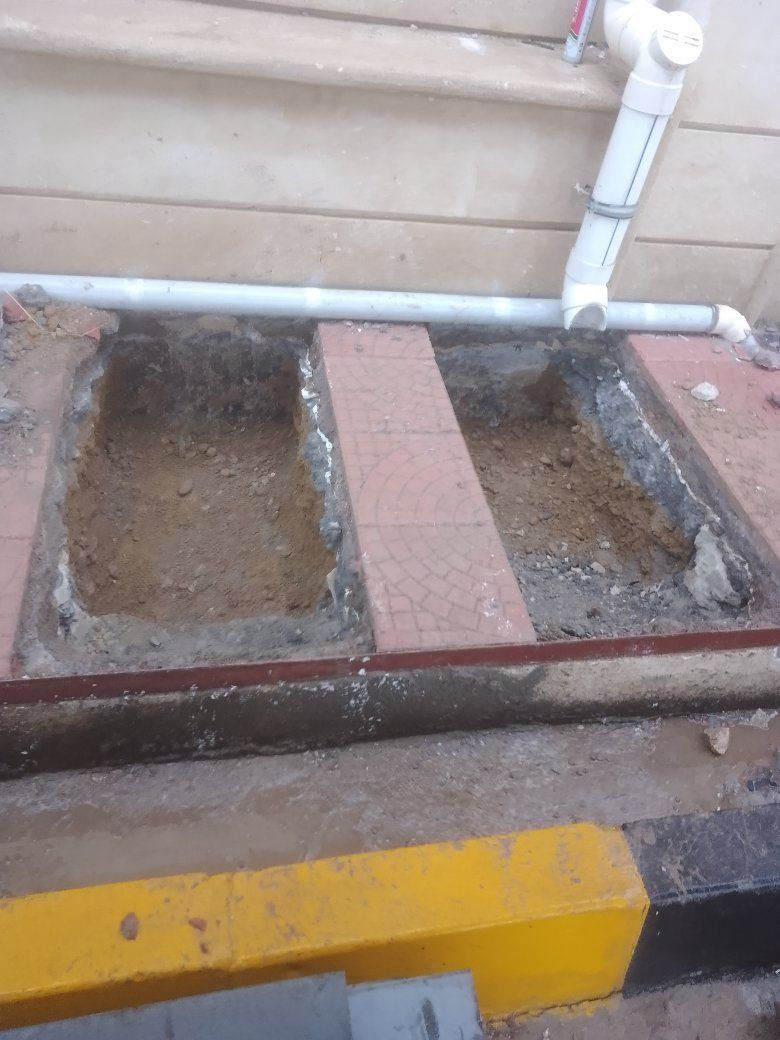 السلام عليكم
الي يحتاج عمال

تصفيط بادلو 

تنظيف البيت من الانقاض

توزيع مواد داخل البيت 

صب دنك او قسطل 

بناء قسطل لبخه 

تقشيط جدران 

صب ارضية بيت 

صب رمبه باب الكراج 

خابر ودلل 

***********  واتساب 

***********
