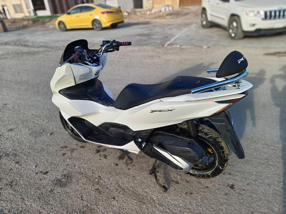 سلام عليكم شبابنه بي سي اكس جيل 4بكينه 150دراجه كله شغاله حساسات كله كامله مكفولة كفاله سعر 14 ونص رقم ***********
