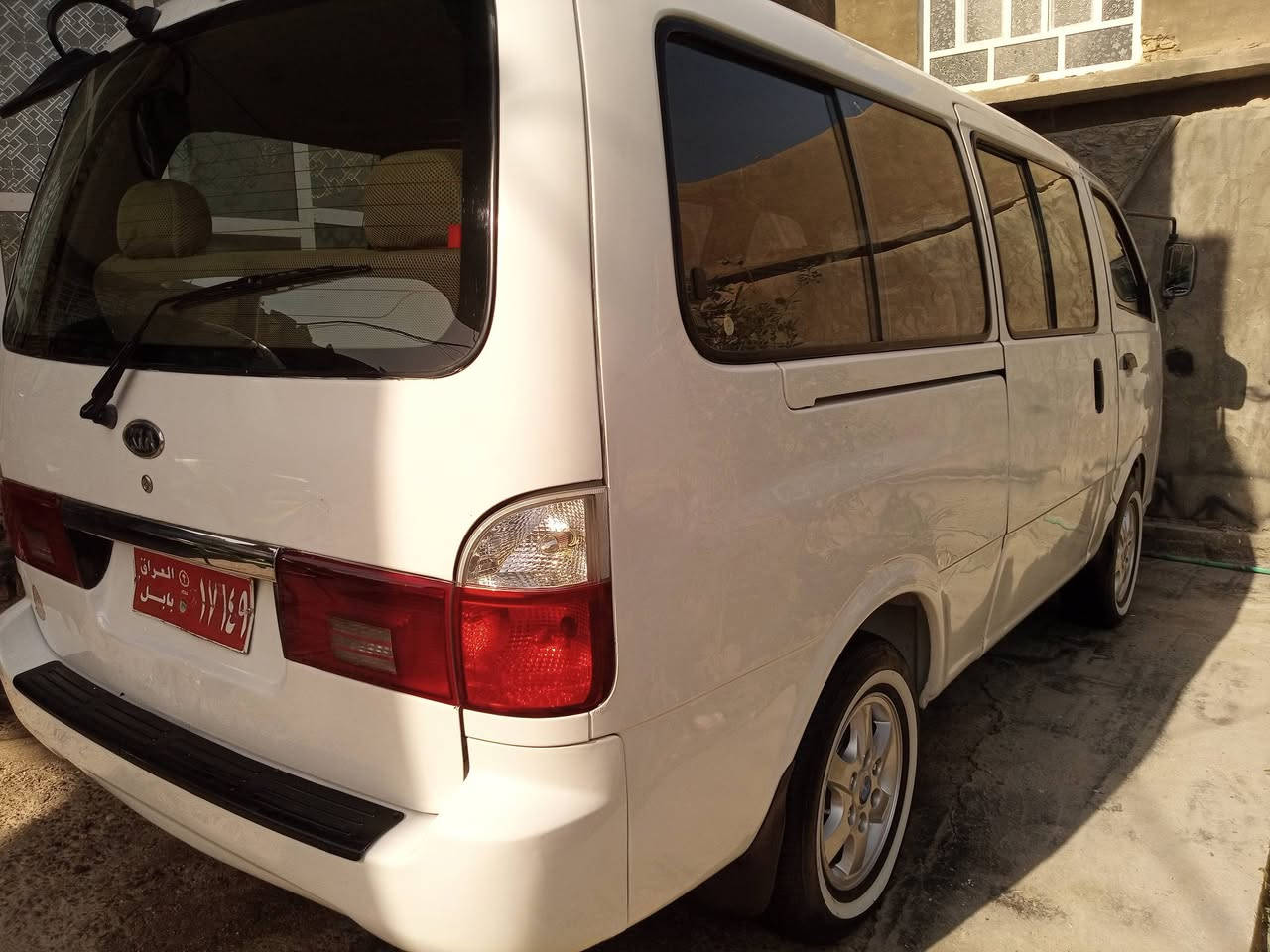 السلام عليكم سيارة منغولي موديل 2006سيارة جاهزة من داخل وخارج كير اكسل ومكينة جدد حدادية جديدة غرفة جديدة رقم بابل دولي المكان حلة قرب العلوية شريفة الرقم للاستفسار ***********
