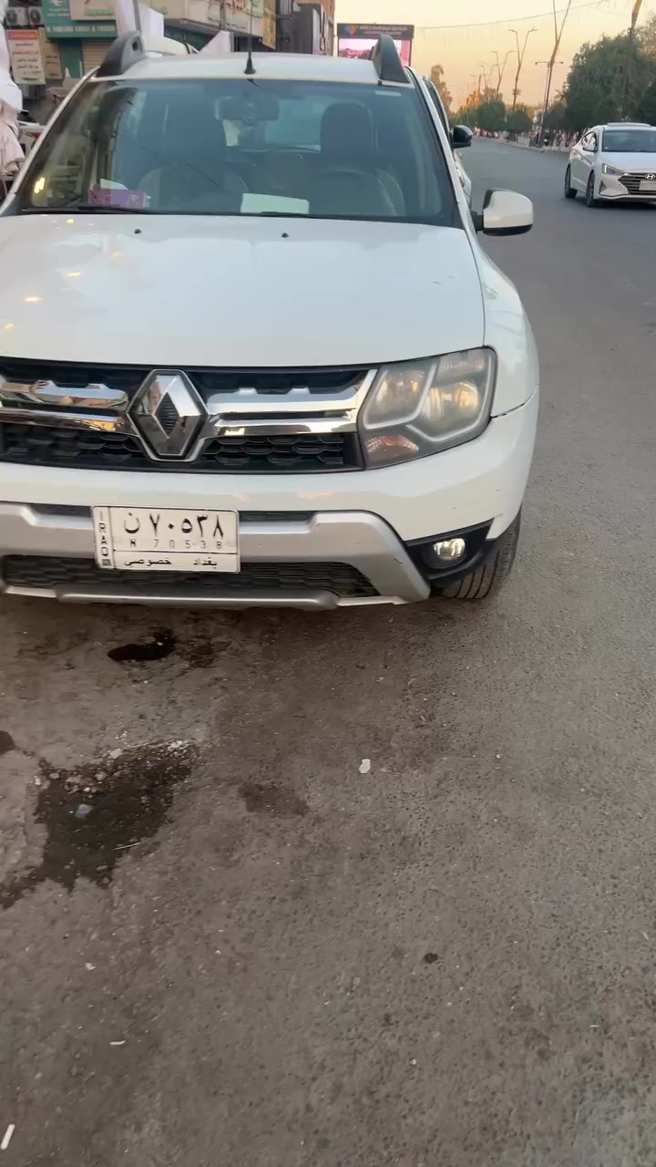 رينو ماشية ٥١ الف حقيقي ٢٠١٨ /*********** بغداد المنصور
