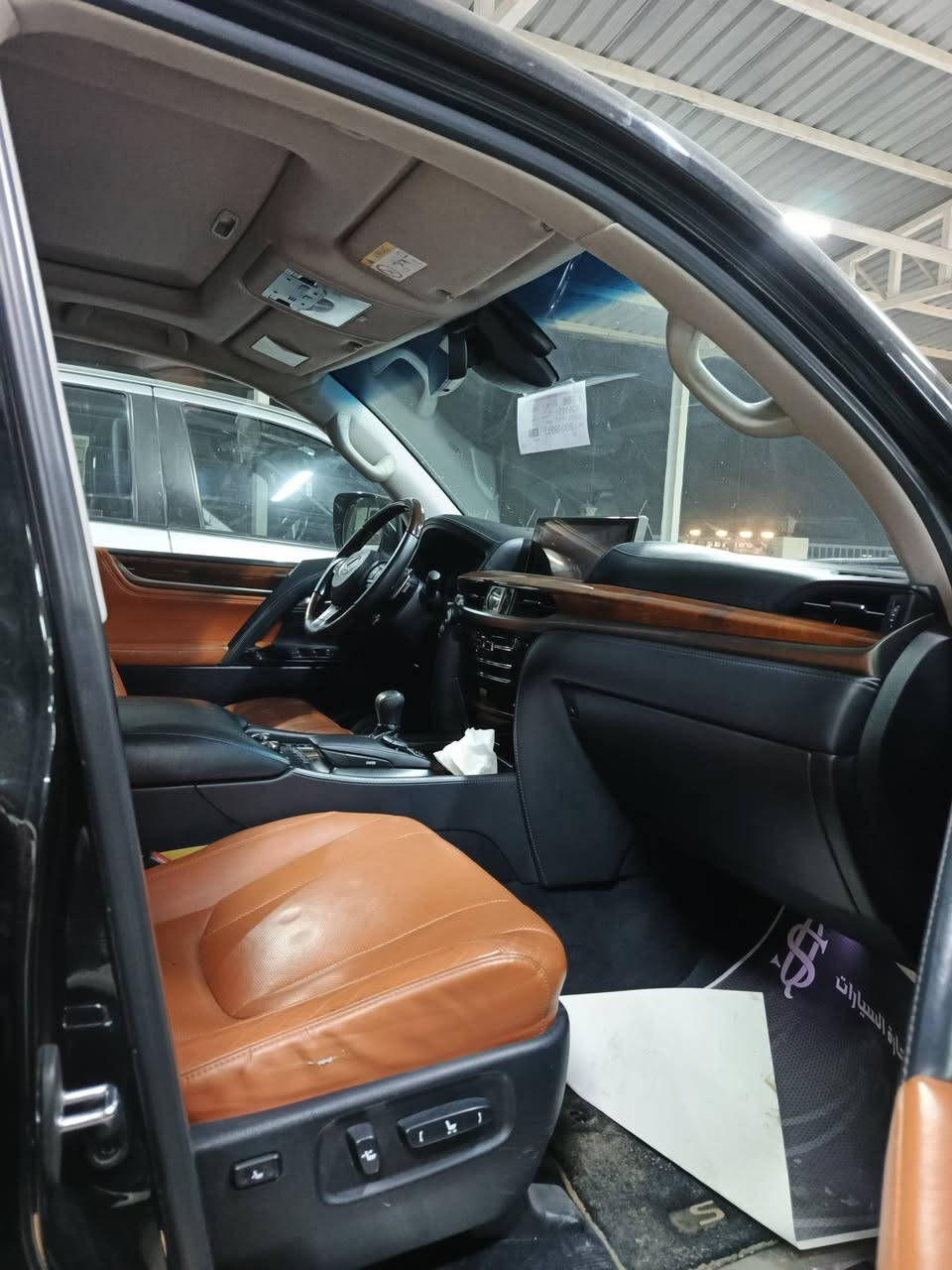 للبيع لكزس 2018 بريم كفاله عامه ***********
