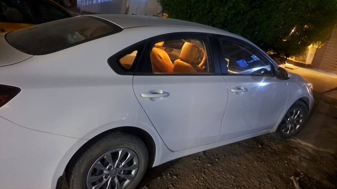 سيراتو موديل 24 خليجي مكينة 2000نص فول ماشية 40 ألف كفالة عامة مكاني ديالى بعقوبة السعر 173 بيه مجال للاستفسار ***********//***********

