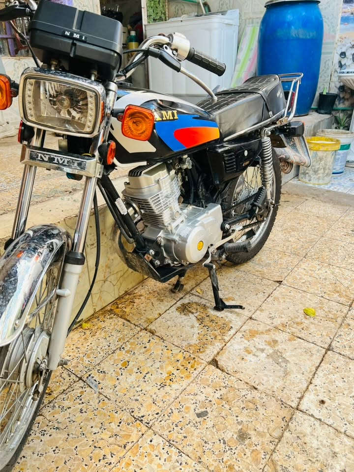 السلام عليكم دراجه نامه اصولي للبيع مكفوله مديل 23 شرط الترقيم الشراي مكان ميسان للئستفسار (***********)
