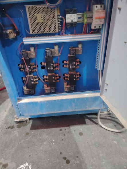 سلام عليكم كاويه سلمز اخت جديده متروكه شغاله وخير من الله اليريده يخابر ويدلل سعره اتصال ***********والكورك *********** مكان بغداد ابو دشير
