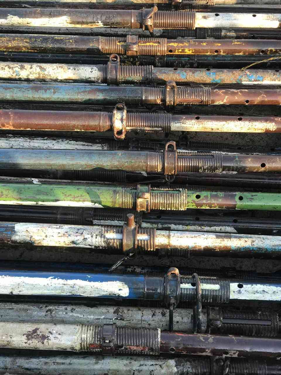 جكات للبيع العدد 44جك حاضن +عجمان سن خشن وزن ثقيل 
+تكم طول 3متر العدد 130.    مكان حلة 
‏‪***********‬‏
