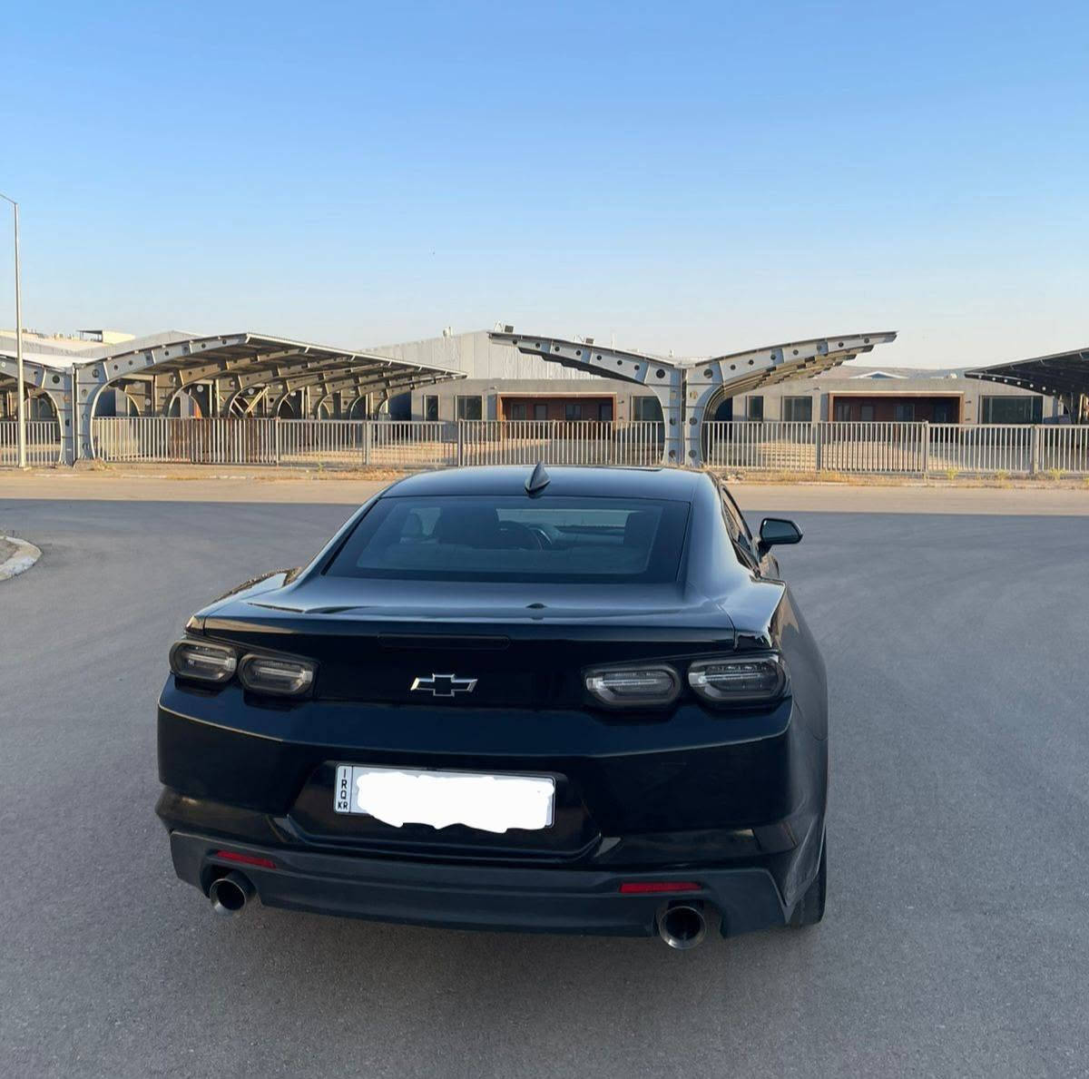 Chevrolet Camaro 2022 (Converted to SS) 🏁
​شتی جوان و دانسقە بۆ فرۆشتن ، سەیارەیەکی زۆر توندوتۆڵ و مەزبوت و بێ کێشە :
• ​مۆدێل: ٢٠٢٢
• ​بزوێنەر: ٦ پستۆن (V6)  
• ​ڕەنگ: ڕەش                   
• ​مواسەفات:فول مواسەفات (کامل گۆڕدراو بۆ شێوەی دەرەوەی SS، ) 
• 
◦ ​تەنها ١ پارچە و پەڵەیەک بۆیاخە
◦ ​بە ناوی خۆمەوەیە ڕەقەم سلێمانی 
◦ ​گێڕ و مەکینە و تەقە و ڕەقەی بەشەرت، هیچ مەسرەفێکی تێدا نییە تازەش پۆڵیش کراوە 
• 
• ​نرخ:١٤,٣٠٠ دۆلار (١٤٣ وەرەقە) و مەعامەلەیەکی زۆر  زۆر کەم 
​📍 شوێن: [ سلێمانی ]
📞 بۆ پەیوەندی : ***********
                             *********** السليمانية, العراق
