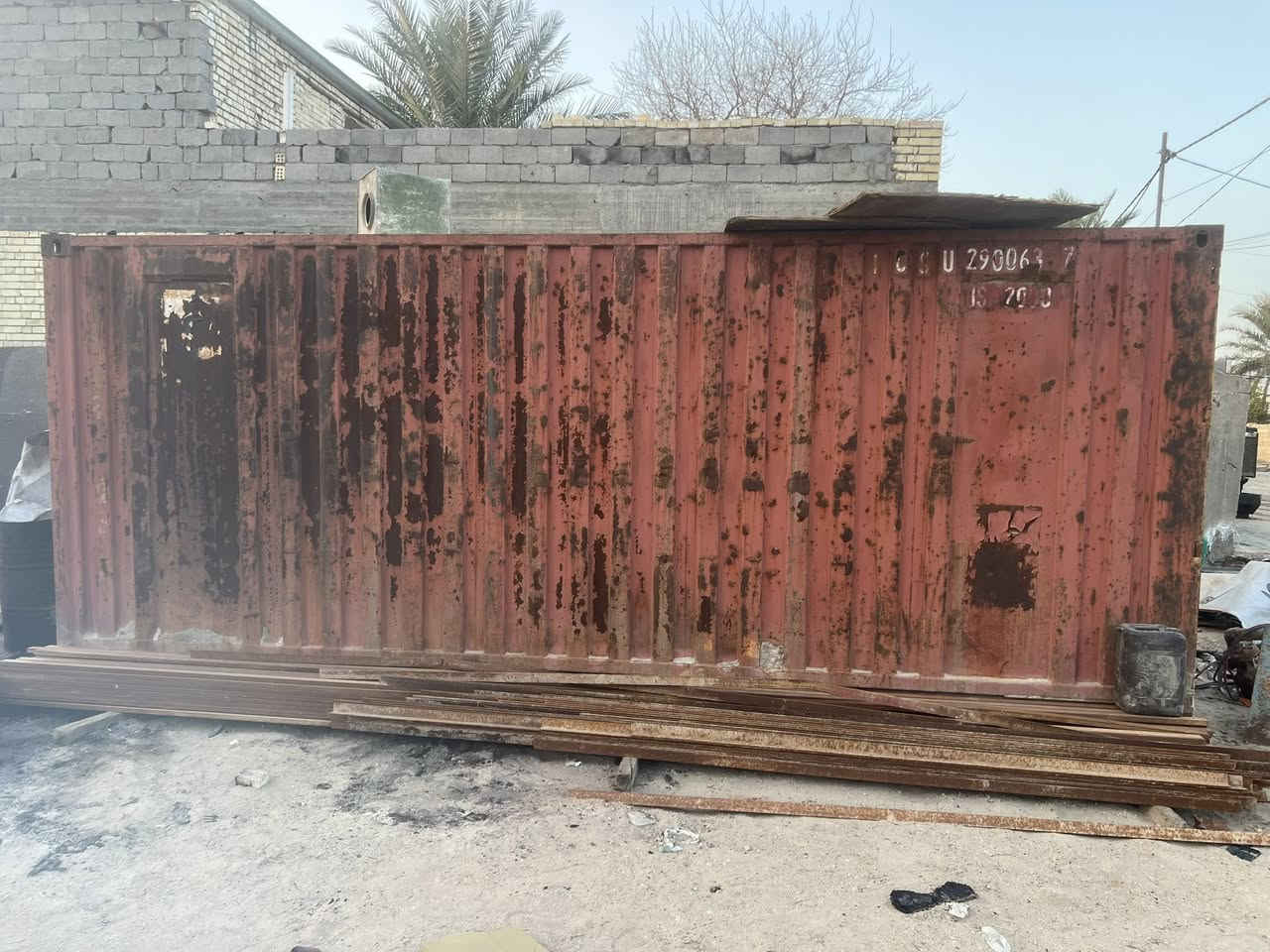 يالله حاويه حديد 6 متر للبيع السعر وللاستفسار اتصل ع 

‭٠٧٧٤ ٣٥٢ ٩٠٦٨‬
العنوان بابل الحصوه طريق حله بغداد
