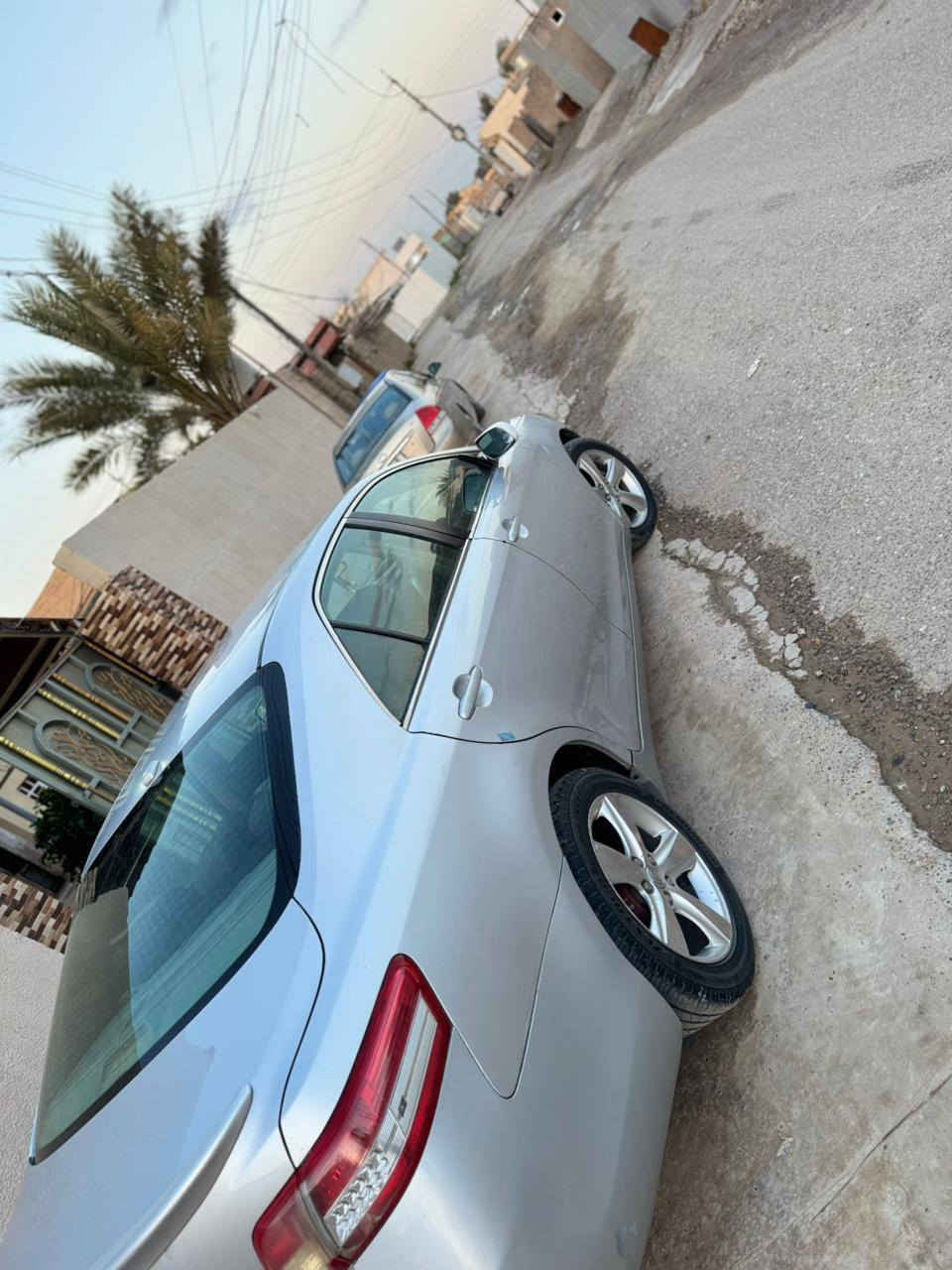 السلام عليكم
تويوتا كامري موديل٢٠٠٨ 
اللون سلفر الضرر بنيد فقط وراس الجاملغ 
الفحص موجود بلمنشور 
تخم تاير جديد صدر جديد ويل كروم نجمه
كير شرط محرك شرط مامفتوح محركها 
تبريد تدفئه كلها شغاله 
رقم سليمانيه تحويل ثاني يوم 
ماشيه ٢٤٥الف
ترهم مراوس مع اي سياره حسب القناعه 
العنوان صلاح الدين بيجي المزرعه
الهاتف***********
الهاتف***********
